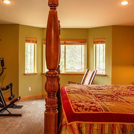 5-Star Luxury Tahoe Cabin! Great Location! Pool Table!Darts! Poker! Ping Pong! Games! South Lake Tahoe Exterior photo