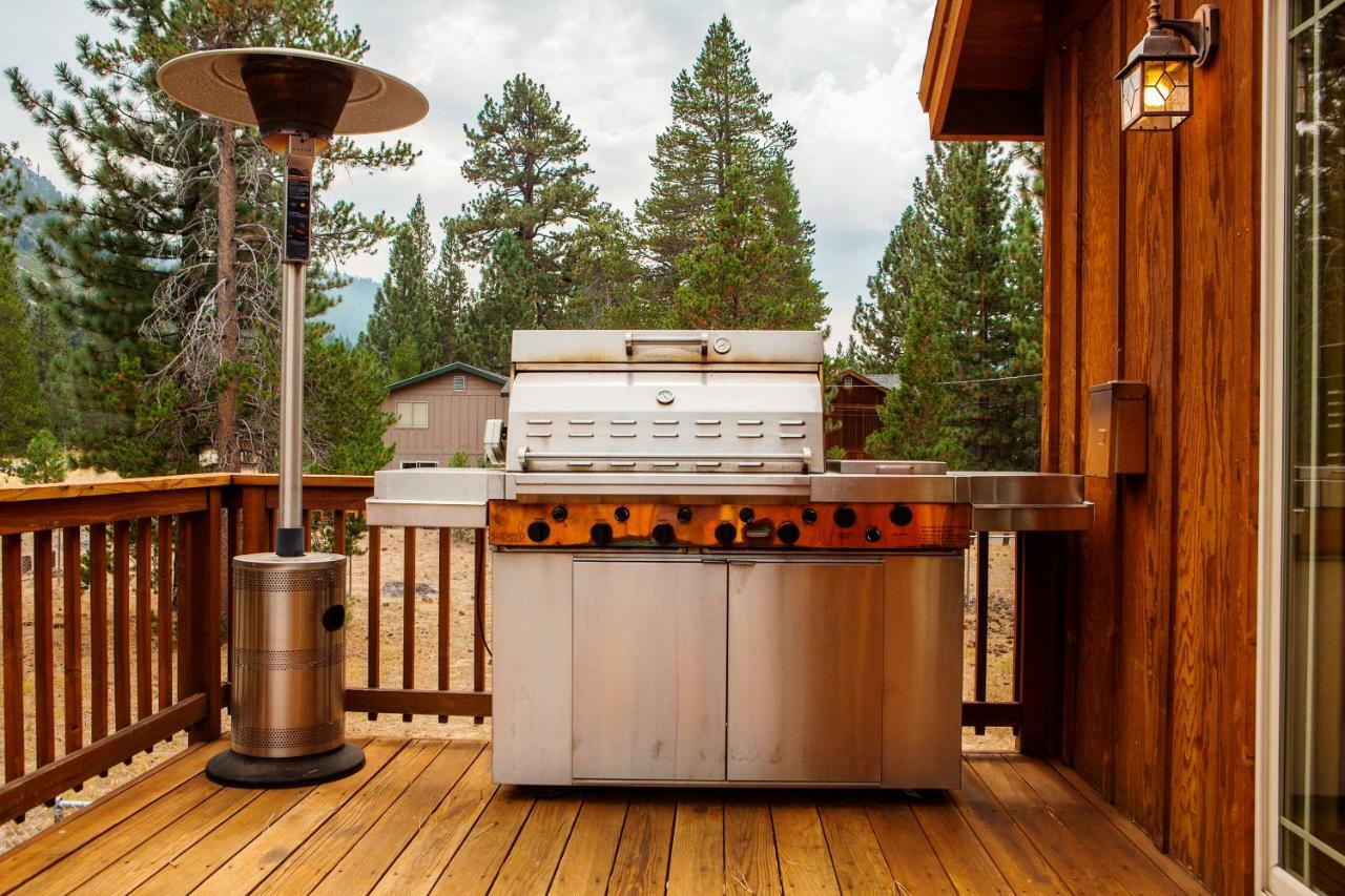 5-Star Luxury Tahoe Cabin! Great Location! Pool Table!Darts! Poker! Ping Pong! Games! South Lake Tahoe Exterior photo